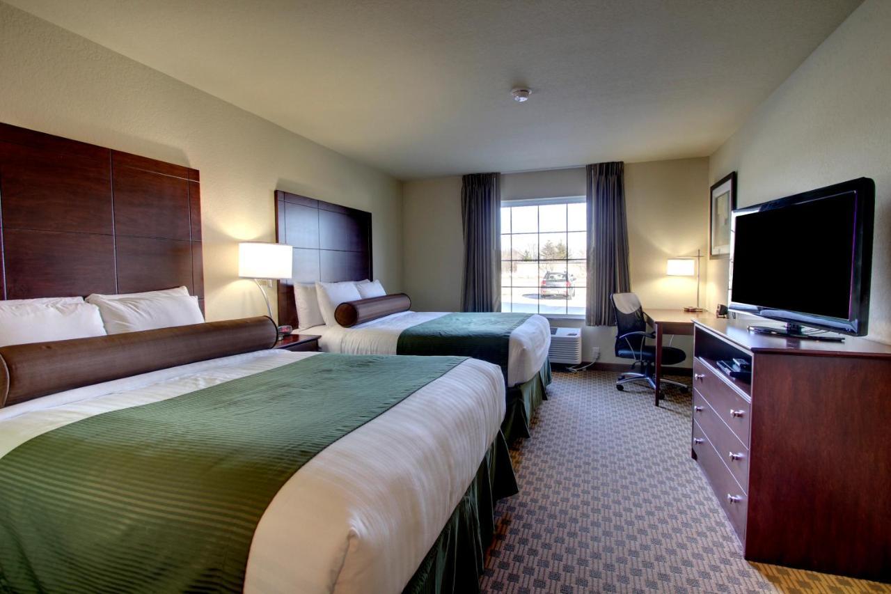 Cobblestone Inn & Suites - Carrington Bagian luar foto