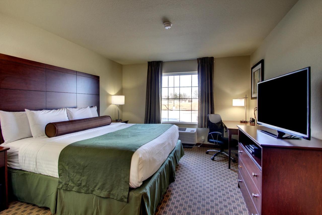 Cobblestone Inn & Suites - Carrington Bagian luar foto