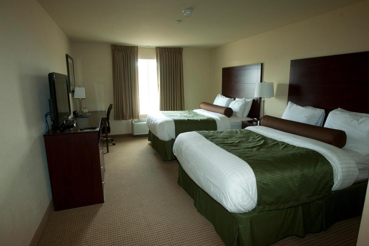 Cobblestone Inn & Suites - Carrington Bagian luar foto