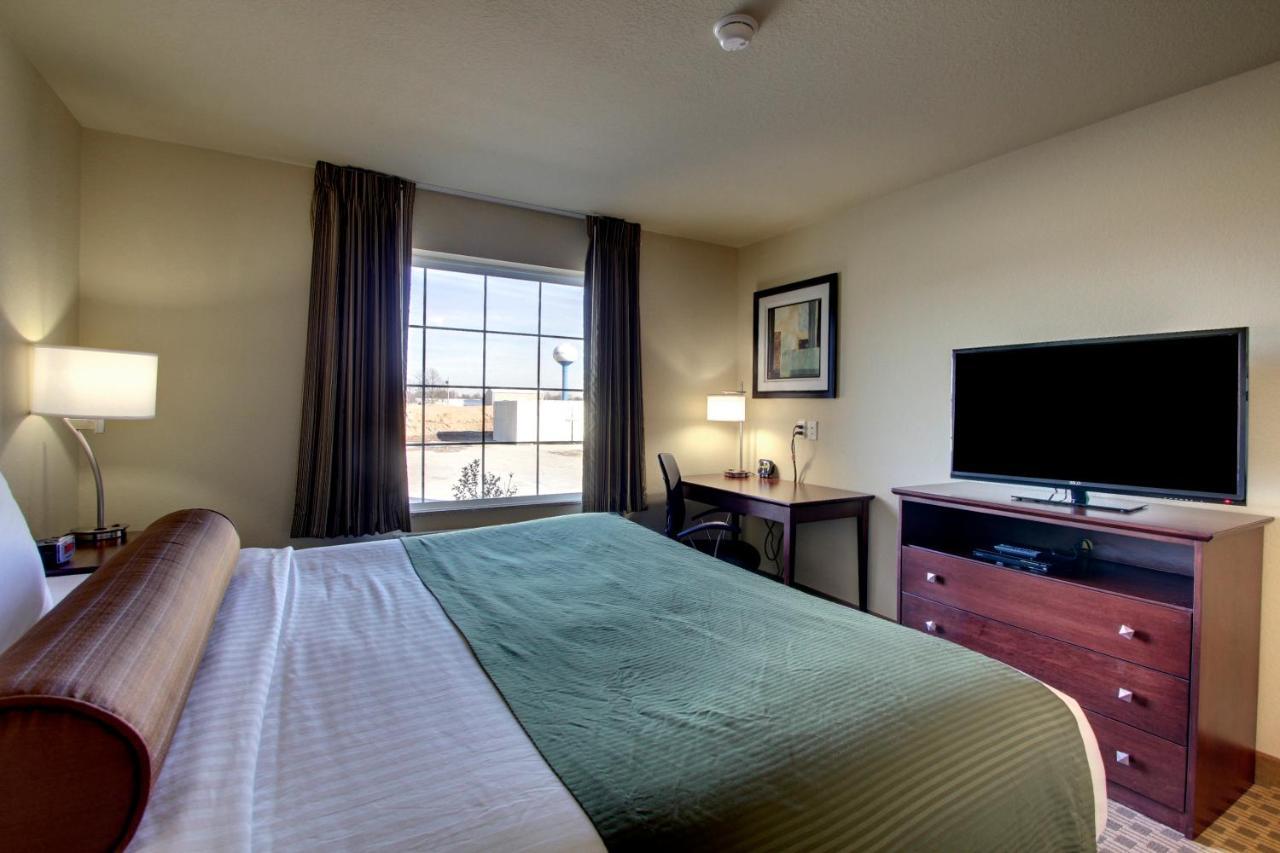 Cobblestone Inn & Suites - Carrington Bagian luar foto